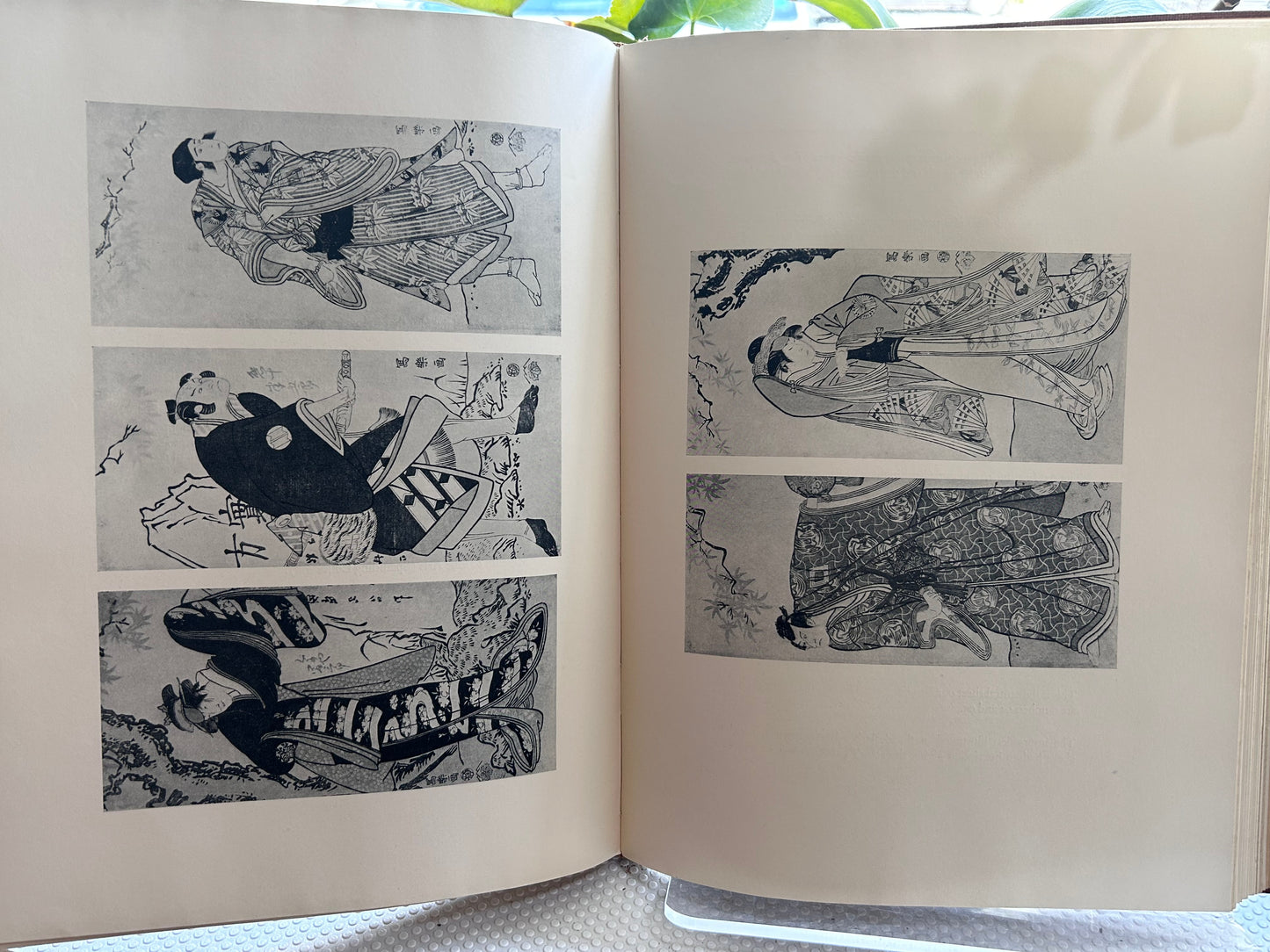 1939年首版《寫樂的傳世作品》The Surviving Works of Sharaku by Harold G. Henderson and Louis V. Ledoux (1939, First Edition)