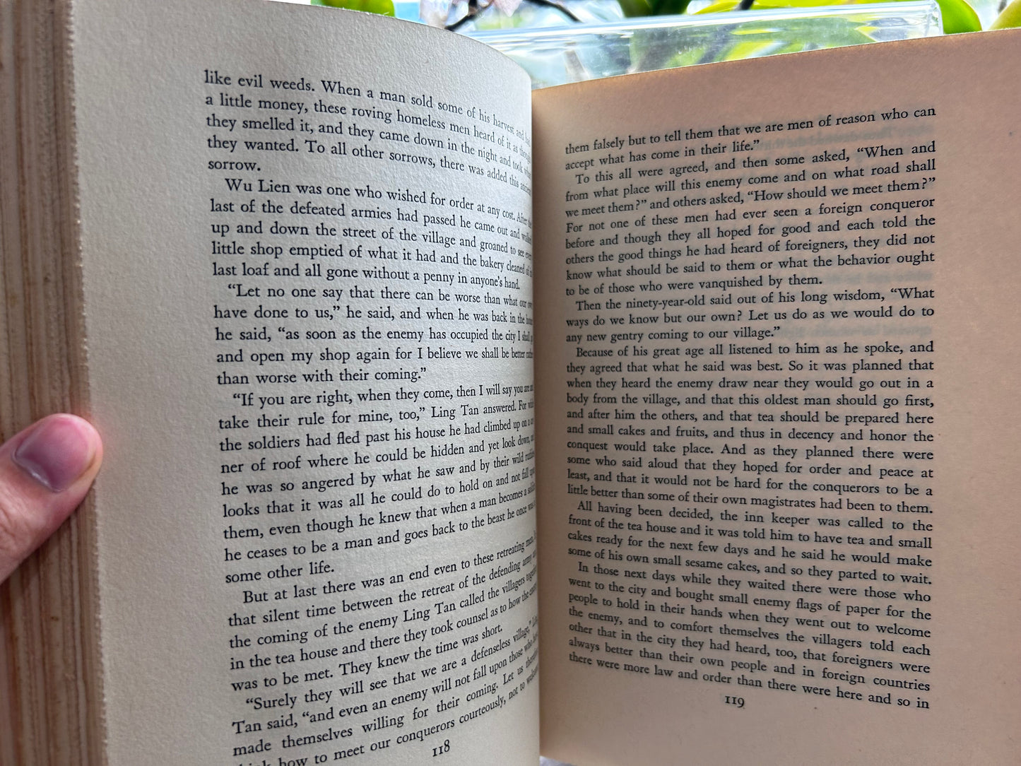 1942 First Edition w/ Vintage 1942 BOMC Insert Dragon Seed by Pearl S. Buck 1942年首版/附1942每月一書俱樂部書評頁 賽珍珠《龍種》