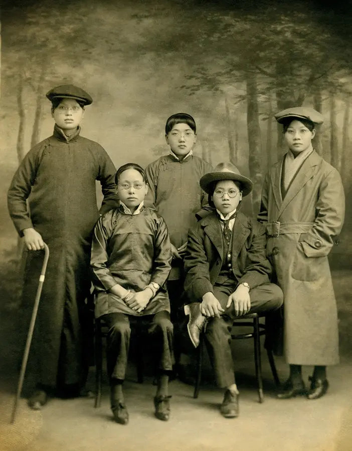 凝视时代: 日治时期写真馆