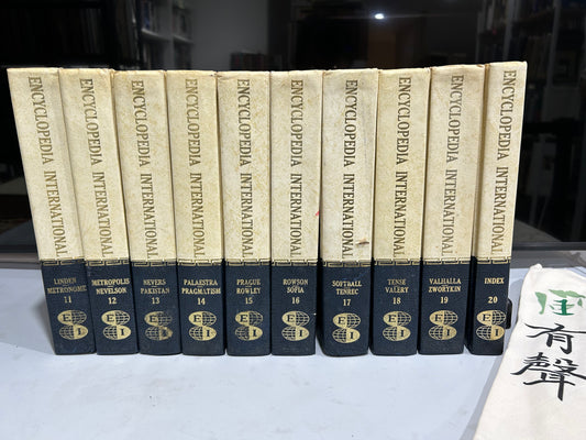 Vintage Encyclopedia International,1968 by Grolier of Canada Limited