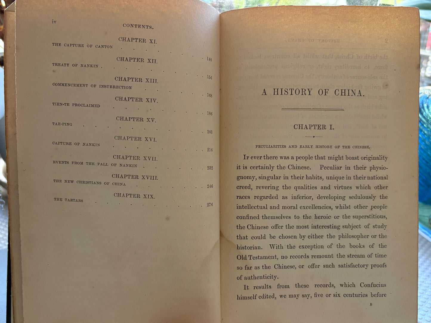 1854年倫敦初版：《中國通史：兼述該帝國當前宗教起義之興起與進程》A History of China to the Present Time: Including an Account of the Rise and Progress of the Present Religious Insurrection in that Empire by Richard Bentley, London 1854.