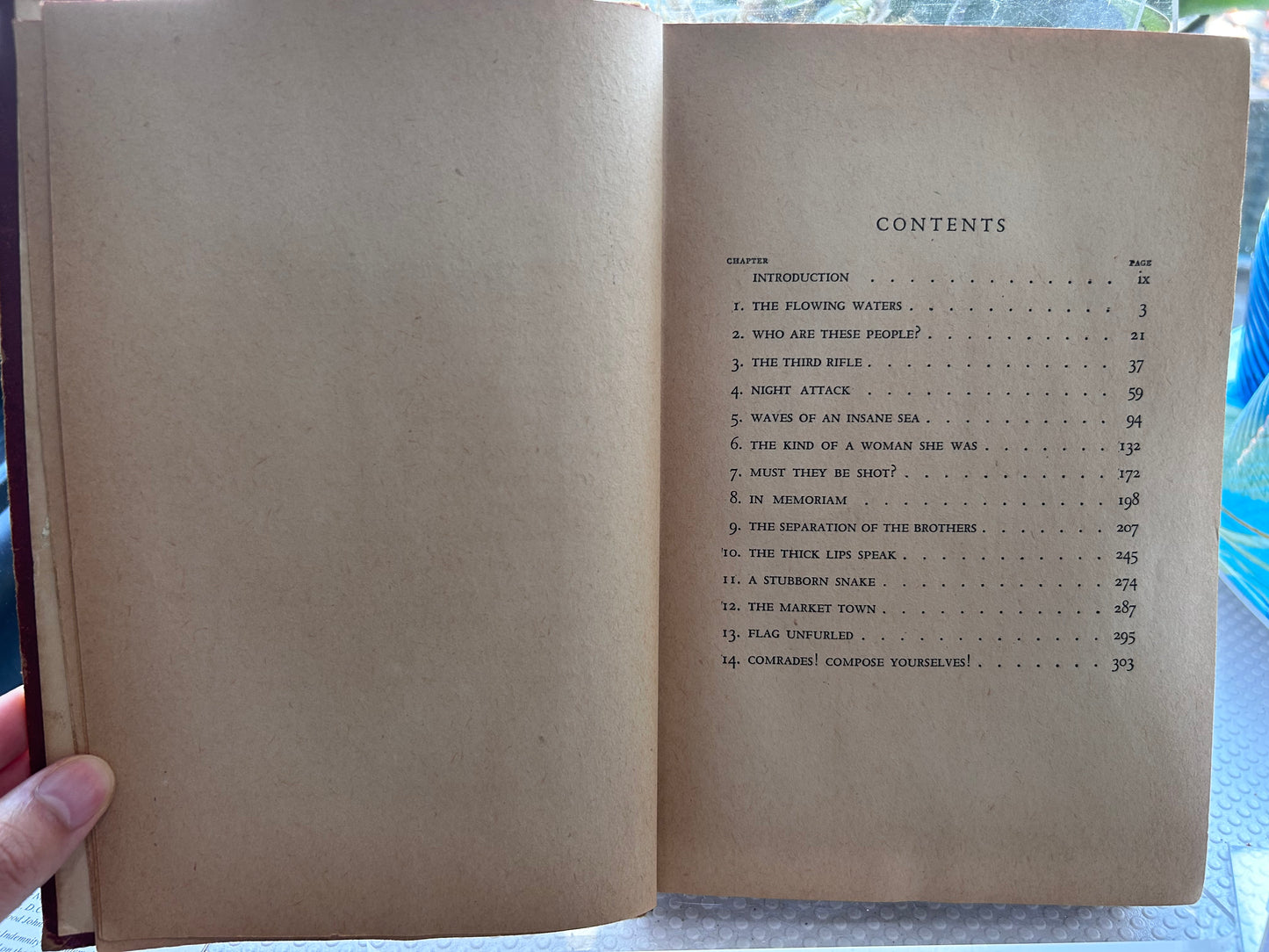 1944年版《八月的鄉村》蕭軍 Edgar Snow作序 , with an Introduction by Edgar Snow (1944 Tower Books Edition)
