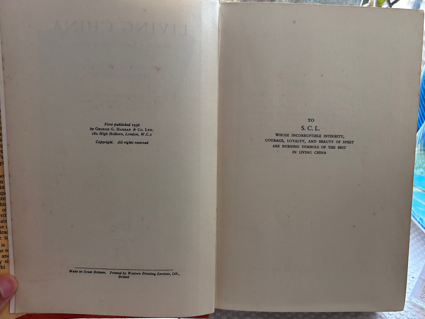 1936年首版《活著的中國》：中國現代短篇小說選-斯諾編譯，附民國上海南京路160號原始售書標籤 Living China: Modern Chinese Short Stories edited by Edgar Snow (1936 First Edition)