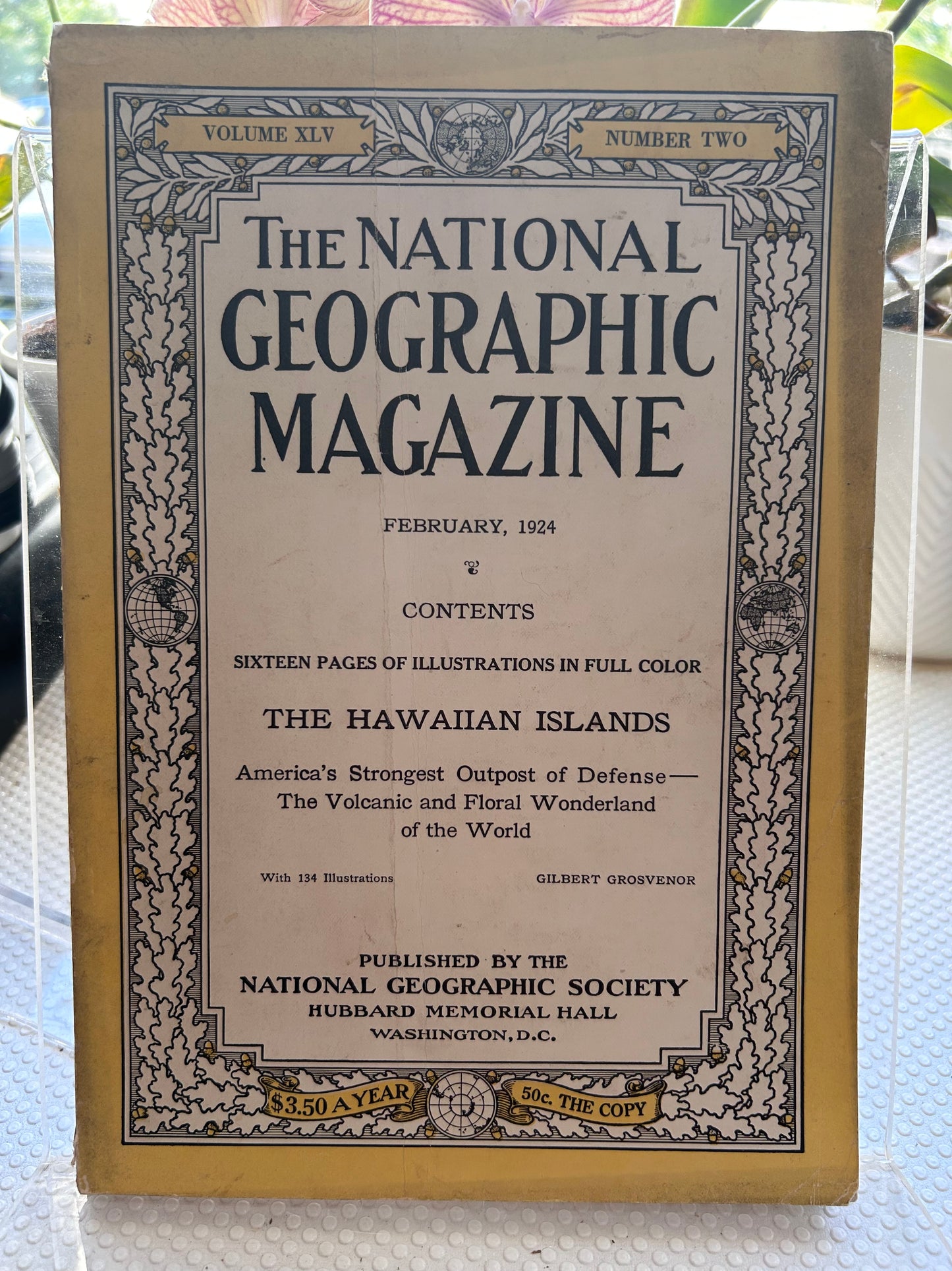 4本罕見經典《國家地理雜誌》（1918-1933）Collection of 4 Rare Vintage National Geographic Issues (1918-1933)