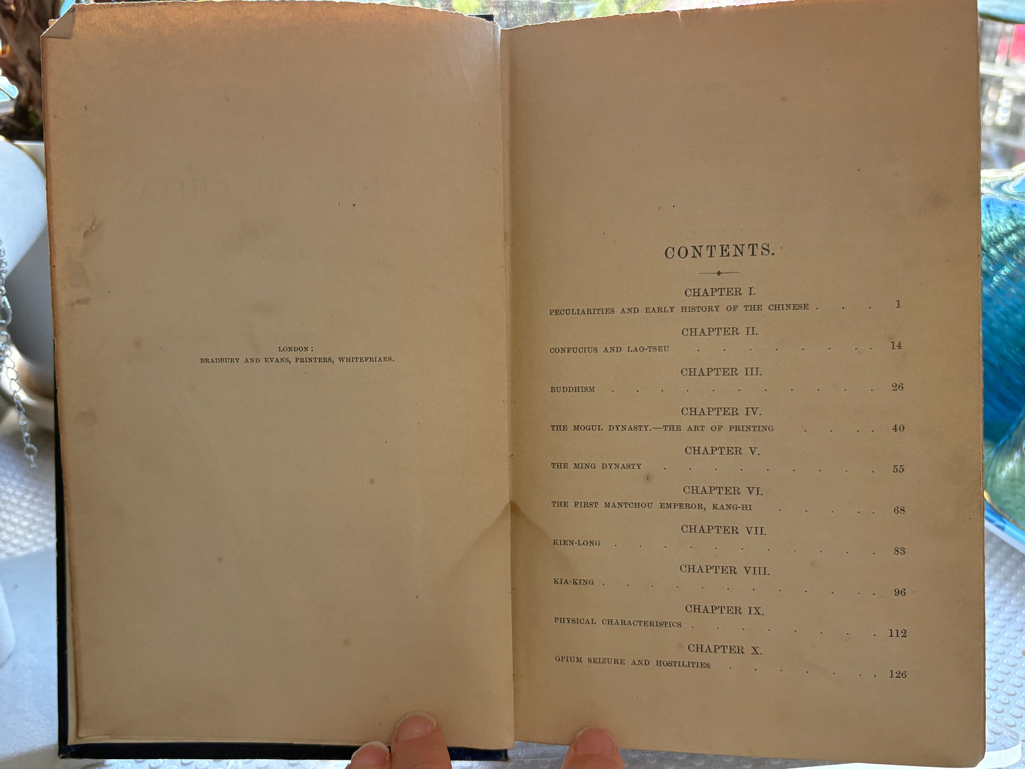 1854年倫敦初版：《中國通史：兼述該帝國當前宗教起義之興起與進程》A History of China to the Present Time: Including an Account of the Rise and Progress of the Present Religious Insurrection in that Empire by Richard Bentley, London 1854.