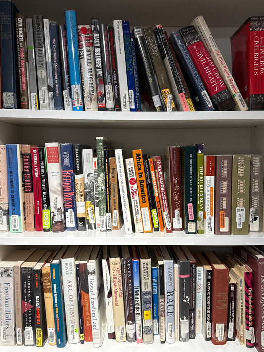 二手書 二手書 $30