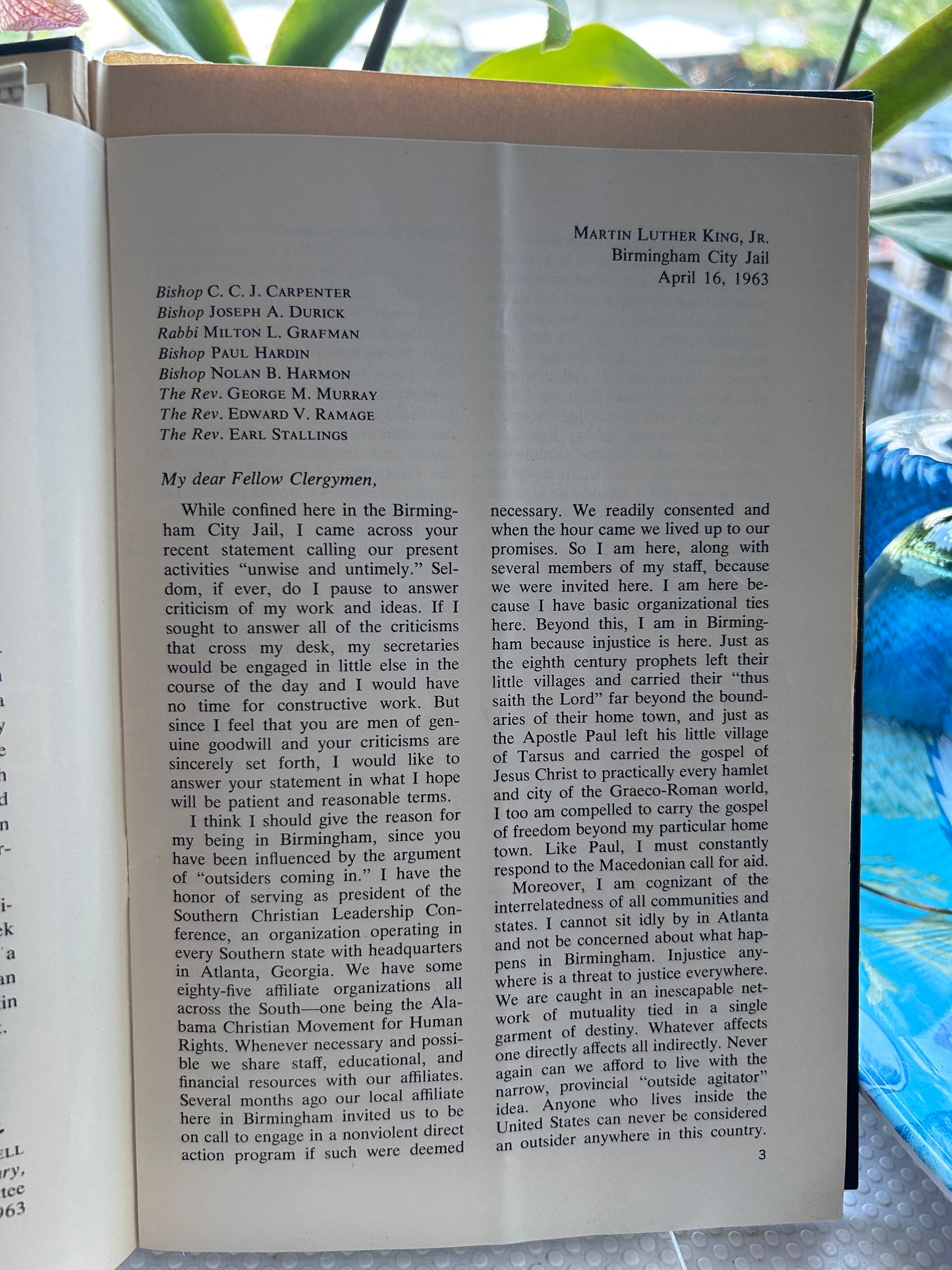 1944 First Edition: The Photographs of Abraham Lincoln by Carl Sandburg | Includes 1965 Ford's Theatre Brochure & 1963 MLK "Letter from Birmingham Jail" Pamphlet 1944年首版《林肯相片集》精裝本｜內夾1965年福特劇院導覽折頁及馬丁路德金歷史文獻