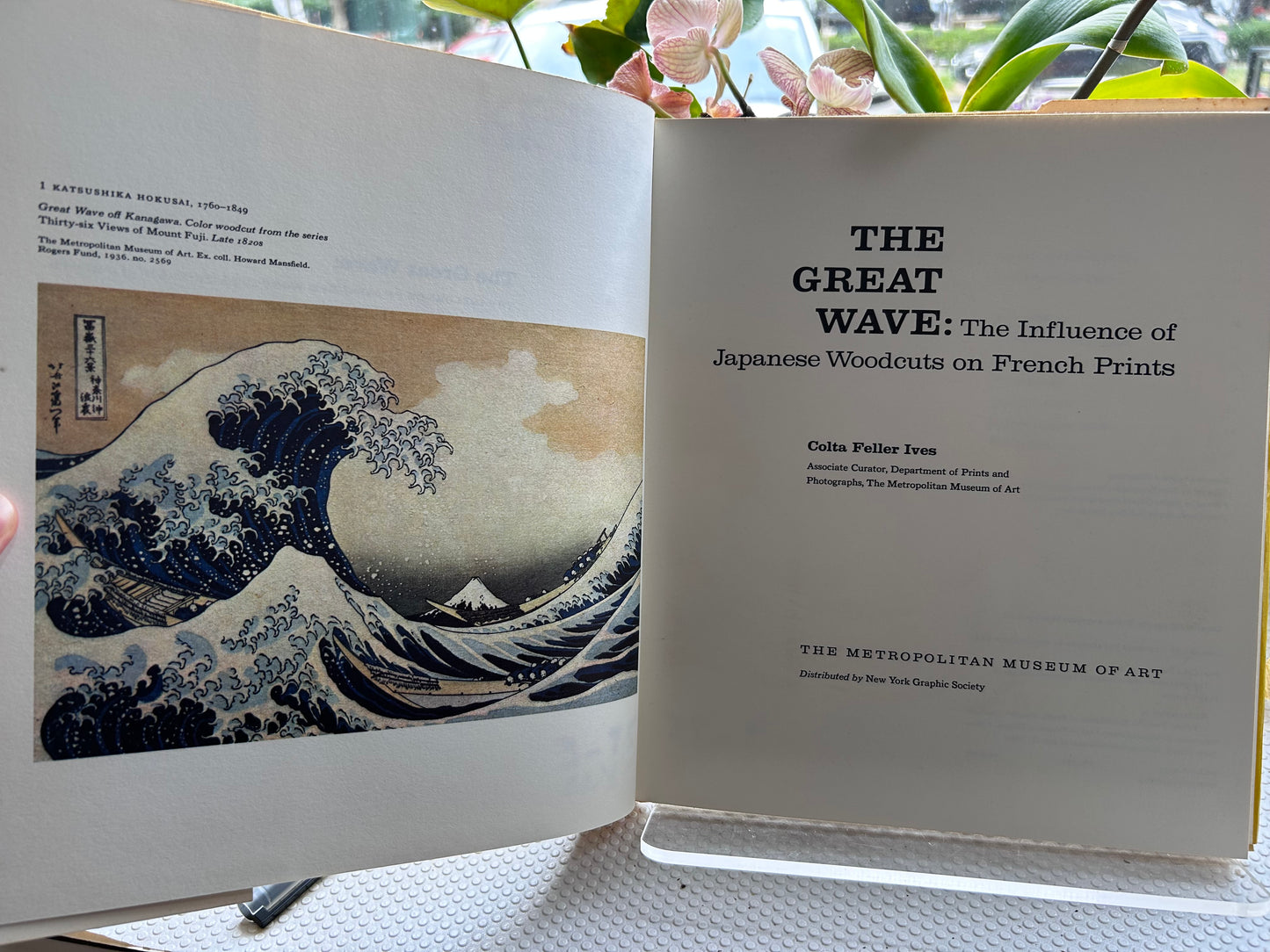 1974年大都會博物館首版《巨浪：日本木版畫對法國版畫的影響》The Great Wave: The Influence of Japanese Woodcuts on French Prints (1974) First Edition, Metropolitan Museum of Art, Provenance Signed