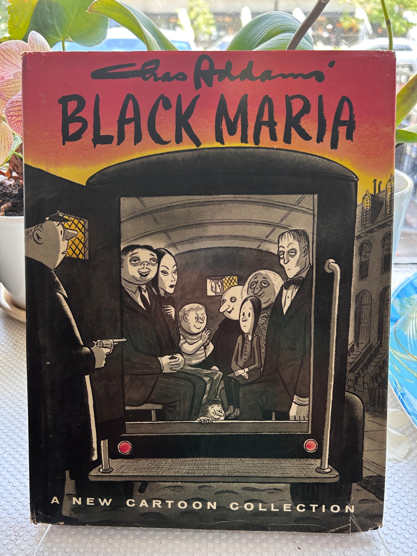 1960年精裝首版 黑瑪利亞 查理斯·亞當斯 著 Black Maria — Charles Addams (First Edition, First Printing, 1960)