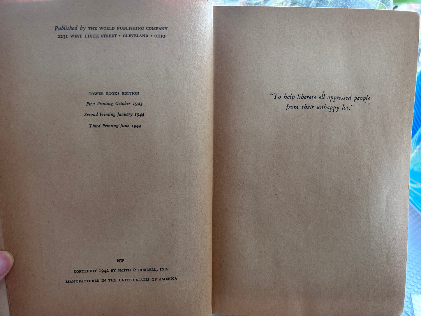1944年版《八月的鄉村》蕭軍 Edgar Snow作序 , with an Introduction by Edgar Snow (1944 Tower Books Edition)