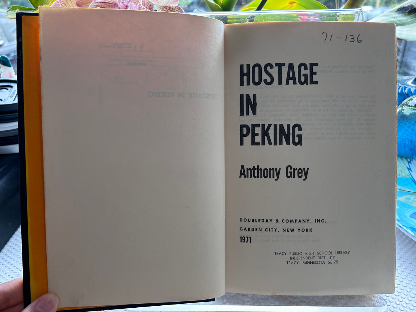 《北京人質》Anthony Grey 著 (1970年初版) Hostage in Peking by Anthony Grey (1970 First Edition)