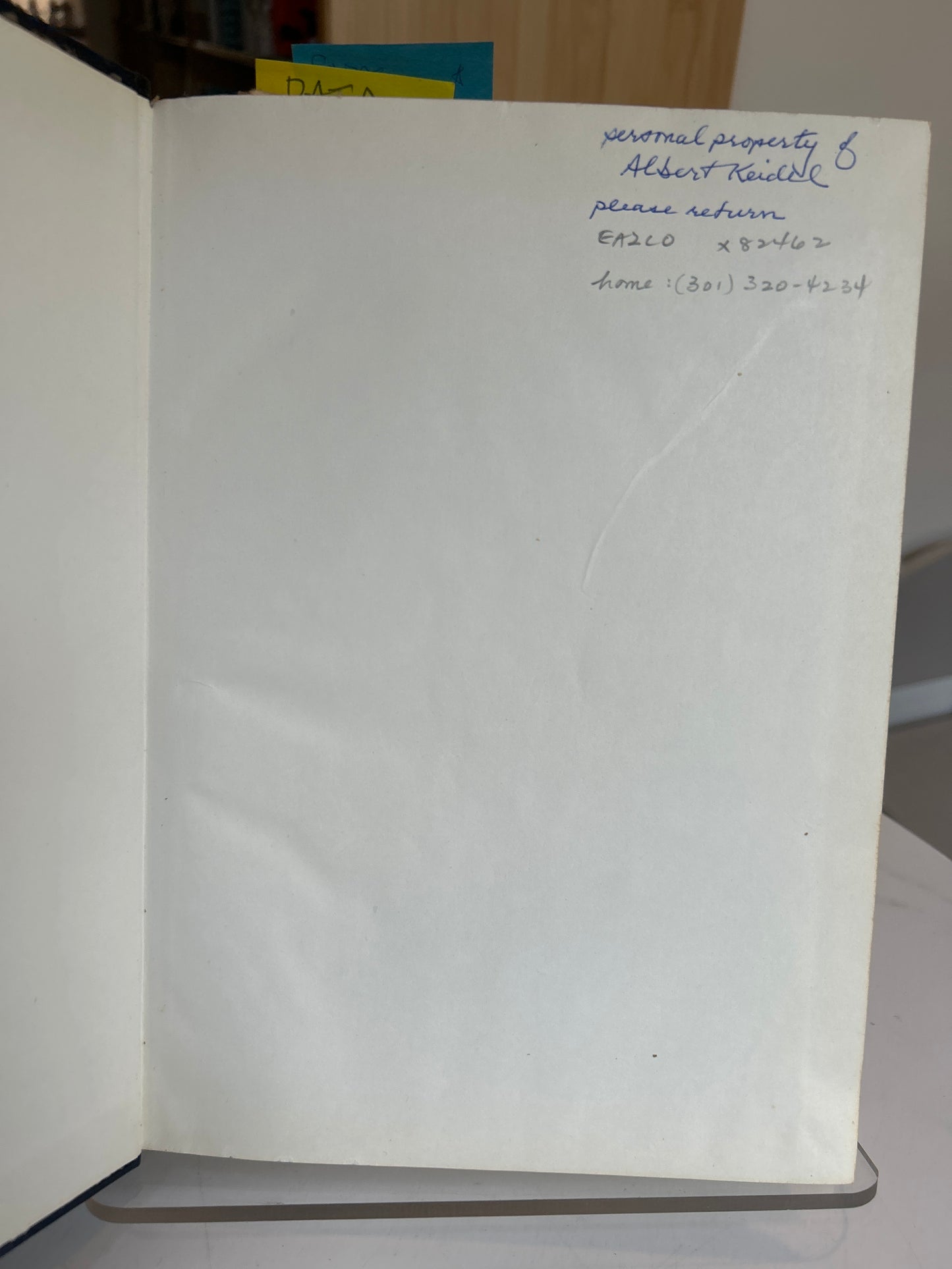 China Price Yearbook (中国物价年鉴) Inaugural 1989 Issue 1989年《中國物價年鑑》創刊號
