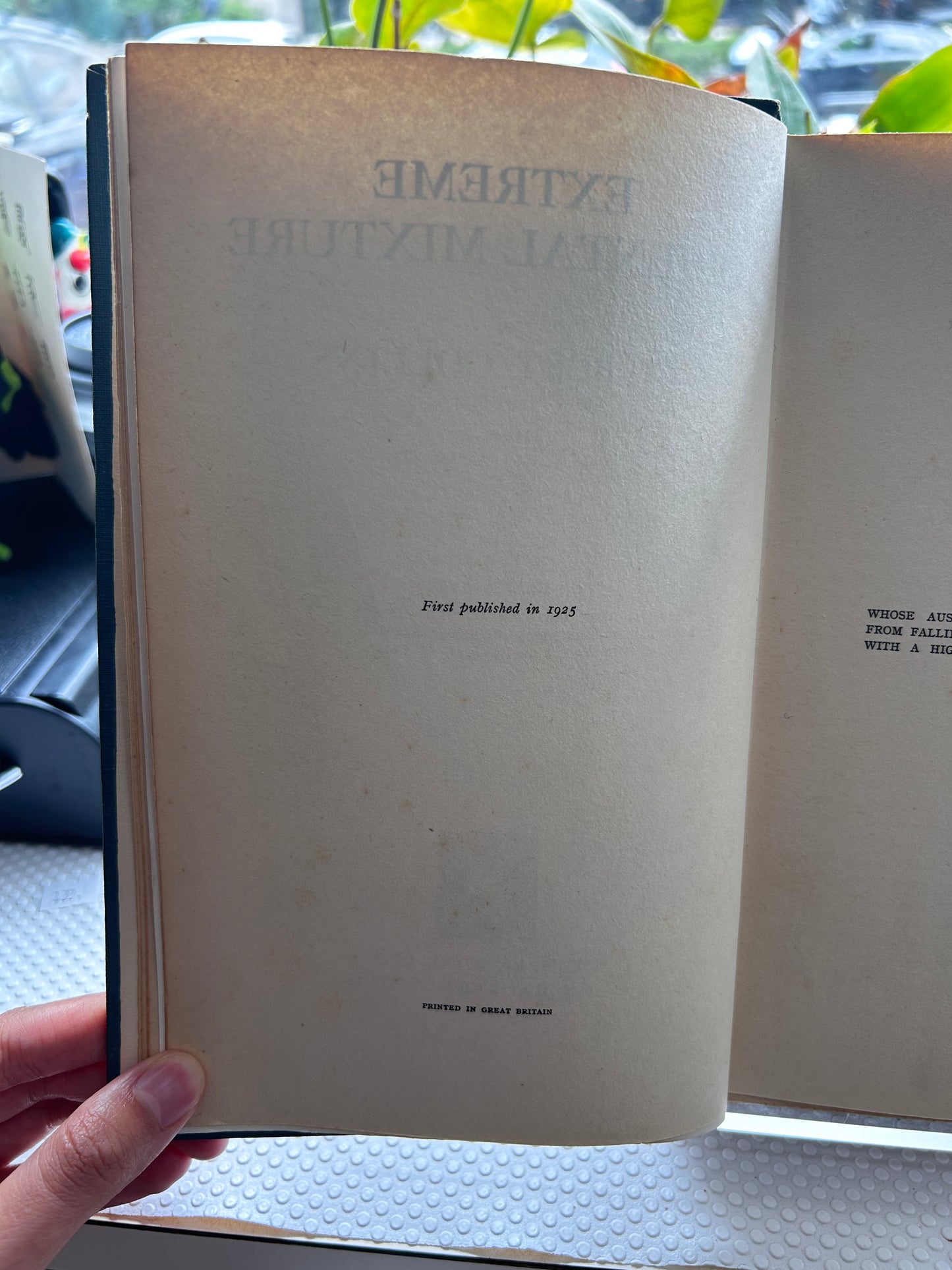 1925年首版/附原版北京城地圖-《東方萬象雜談》Extreme Oriental Mixture by Gilbert Collins, 1st Edition, With Original Skeleton Map of Peking