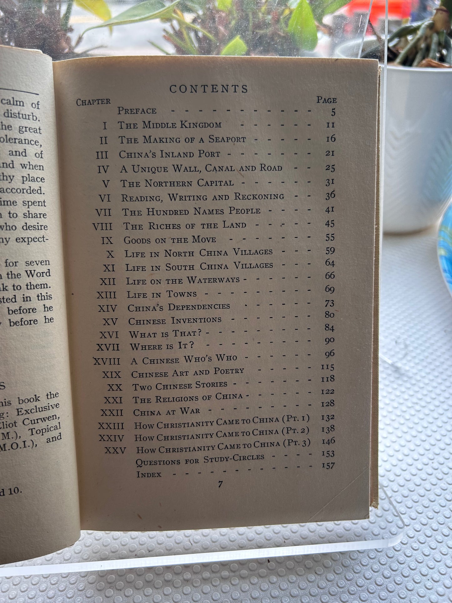 1946 年首版《中國：她的生活與人民》內地會傳教士合著 China: Her Life and Her People by Mildred Cable and Francesca French