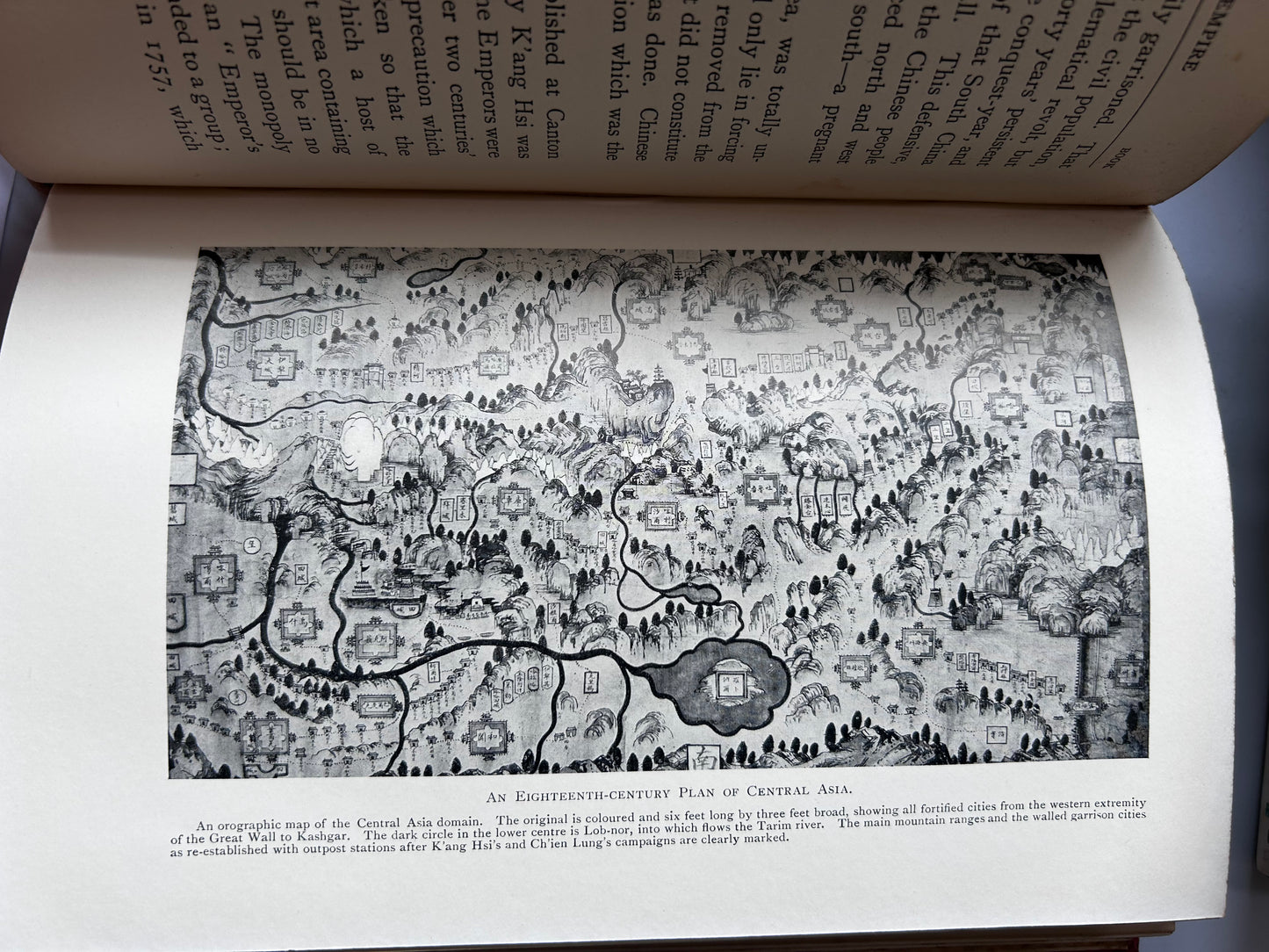 【作者親簽 】1926 年首版《消失的帝國》The Vanished Empire by B. L. Putnam Weale, Rare Edinburgh-Printed Association Copy with Author’s initial signature