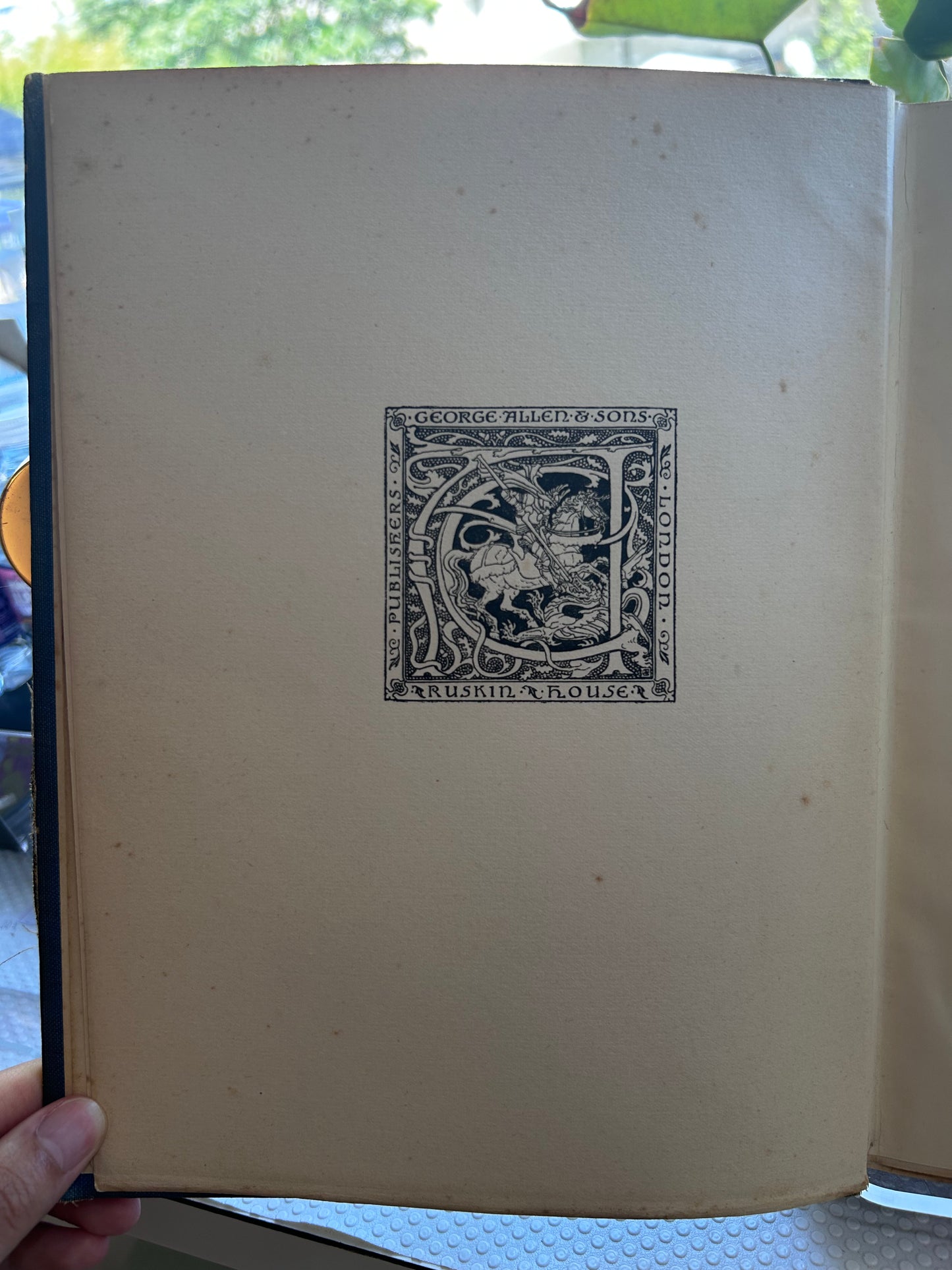 1909 年珍稀初版畫集《中國：奇觀與神秘》Rare First Edition: China: Its Marvel and Mystery by T. Hodgson Liddell With 1911 Ownership Inscription (Pre-Xinhai Revolution)