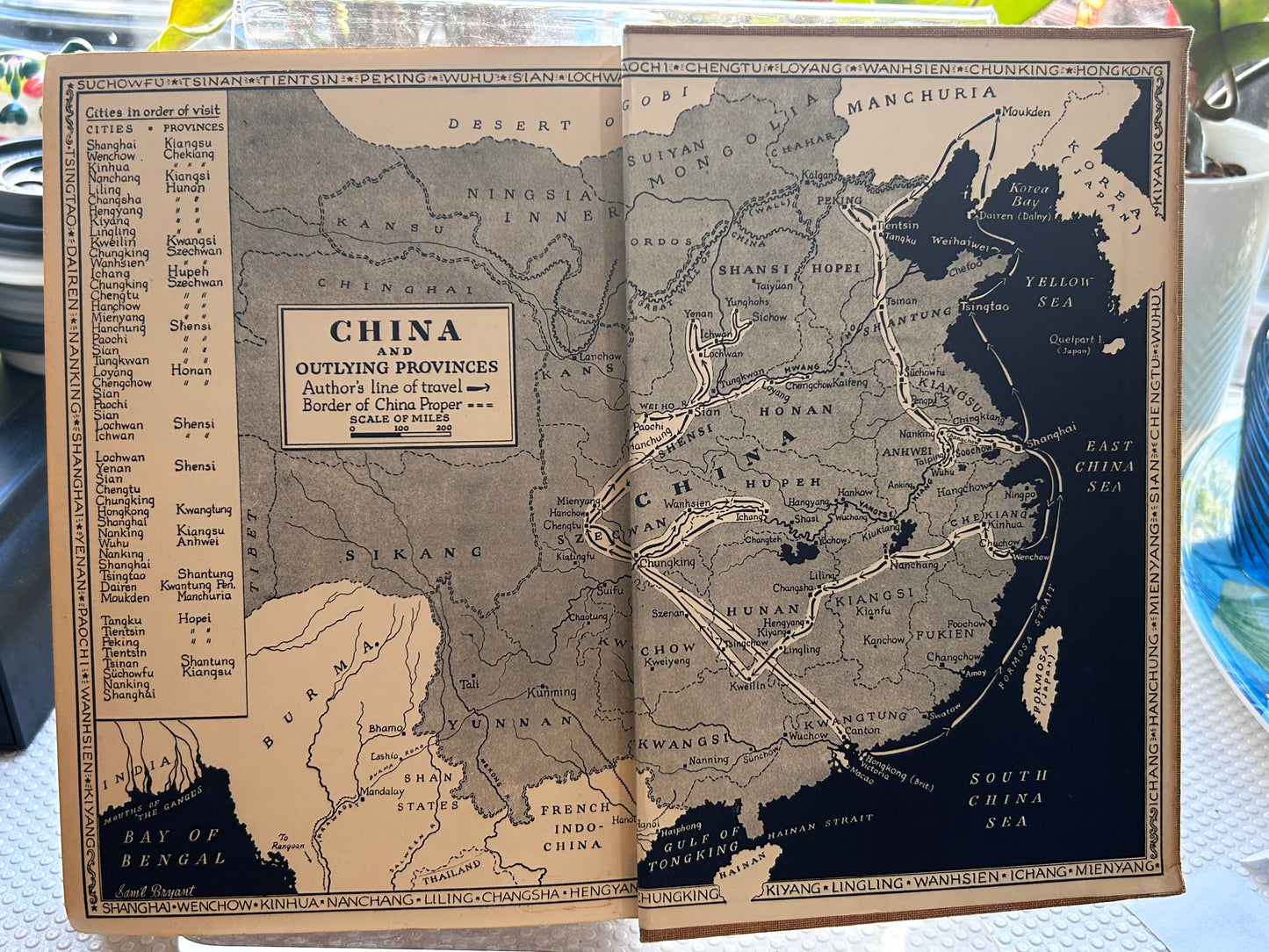 Joy Homer 1941 年首版《中國黎明之際》Dawn Watch in China by Joy Homer (1941)