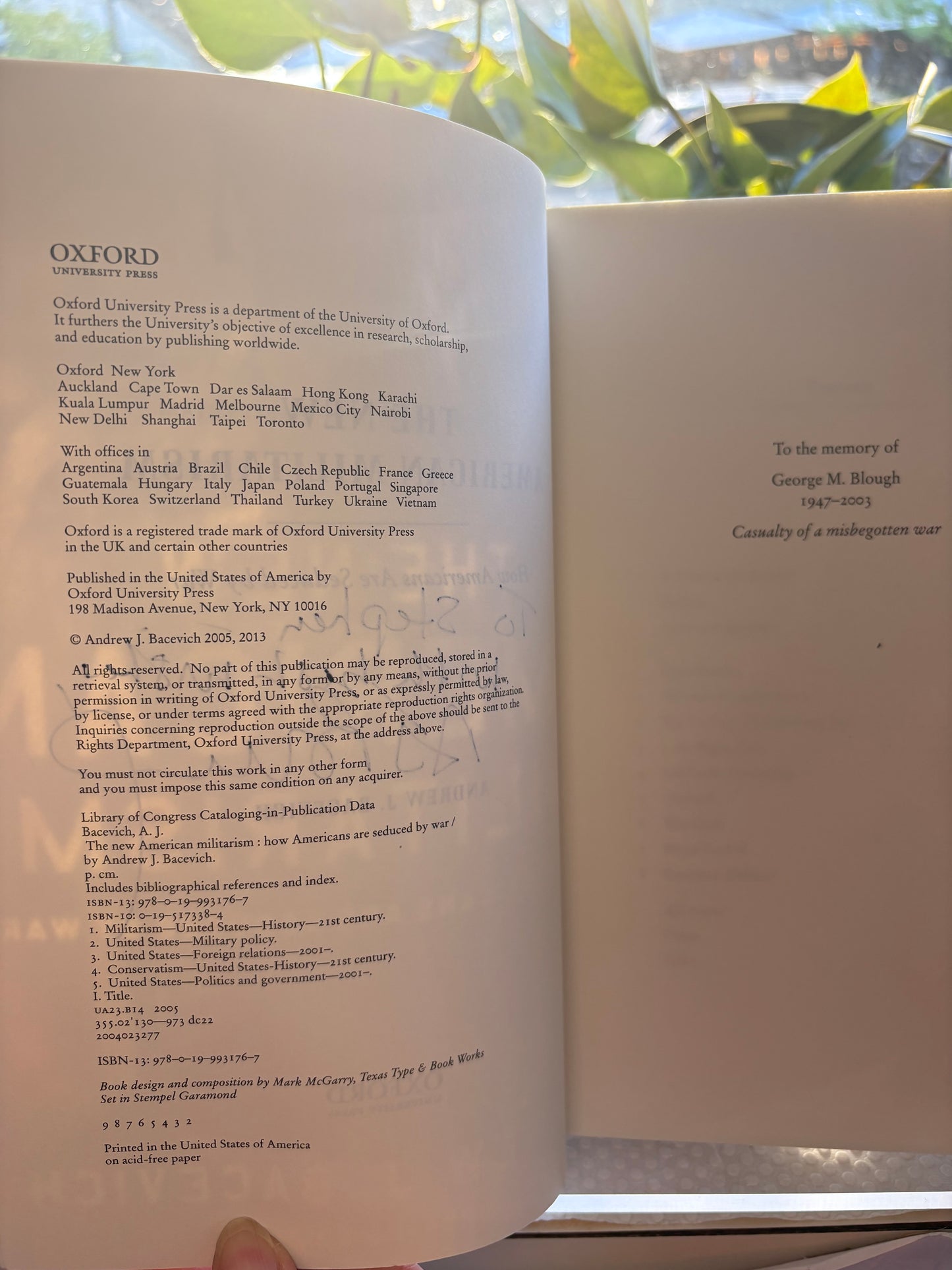 名家反思录：安德鲁·巴切维奇亲笔题赠本——《新美国军国主义》Intellectual Critique: Andrew J. Bacevich’s The New American Militarism, Inscribed to Stephen Schlaikjer