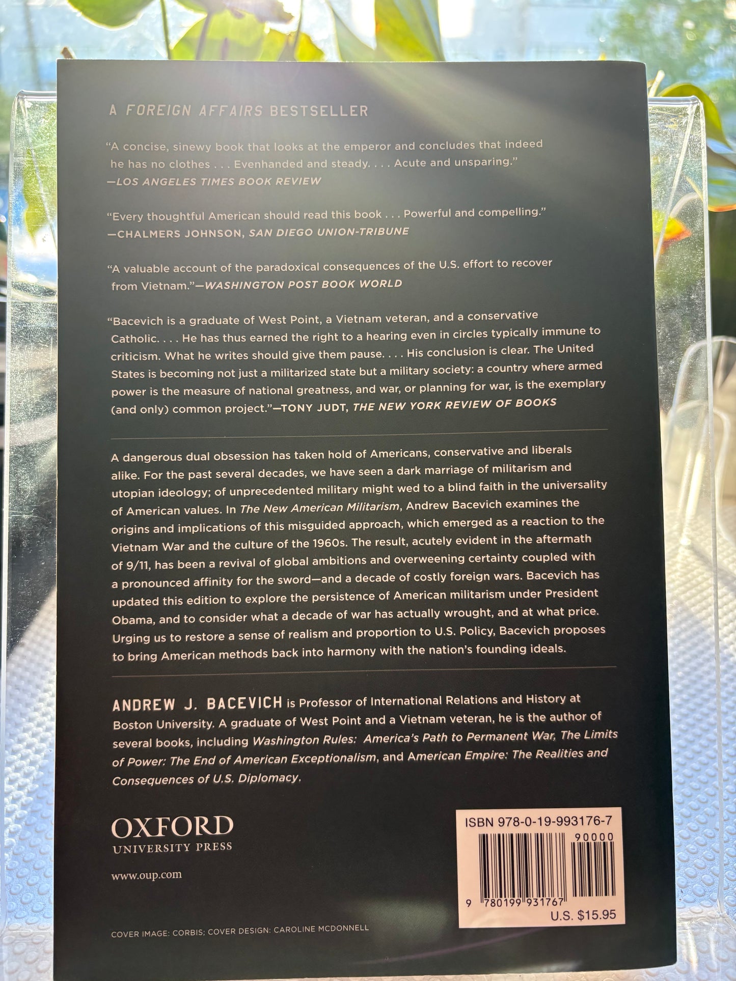 名家反思录：安德鲁·巴切维奇亲笔题赠本——《新美国军国主义》Intellectual Critique: Andrew J. Bacevich’s The New American Militarism, Inscribed to Stephen Schlaikjer