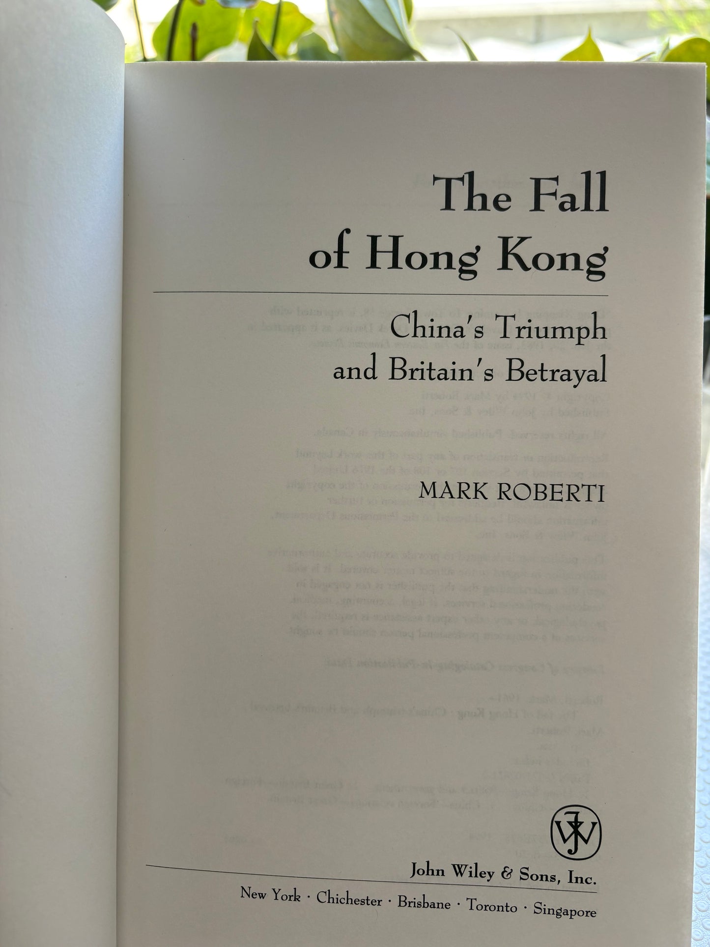 香港的陨落：中国的胜利与英国的背叛The Diplomatic Mystery: The Fall of Hong Kong with Steve Schlaikjer’s "Before Lunch" Memo to Richard