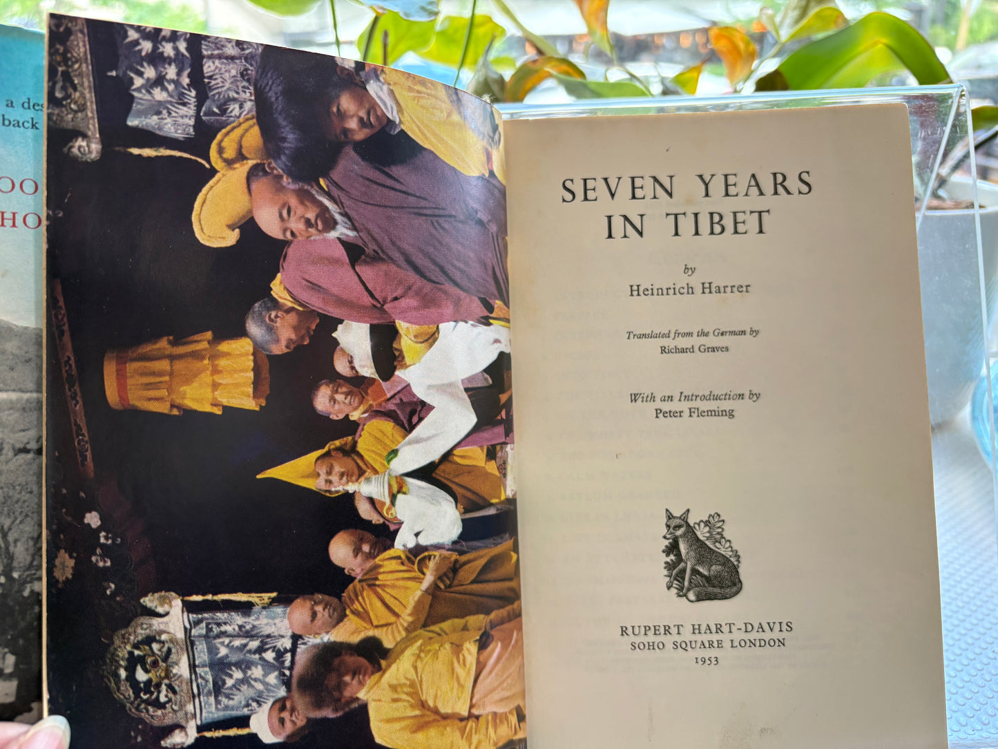《西藏七年》 作者：海因里希·哈勒 版本：1953年英国首版（二刷），精装附原装书套