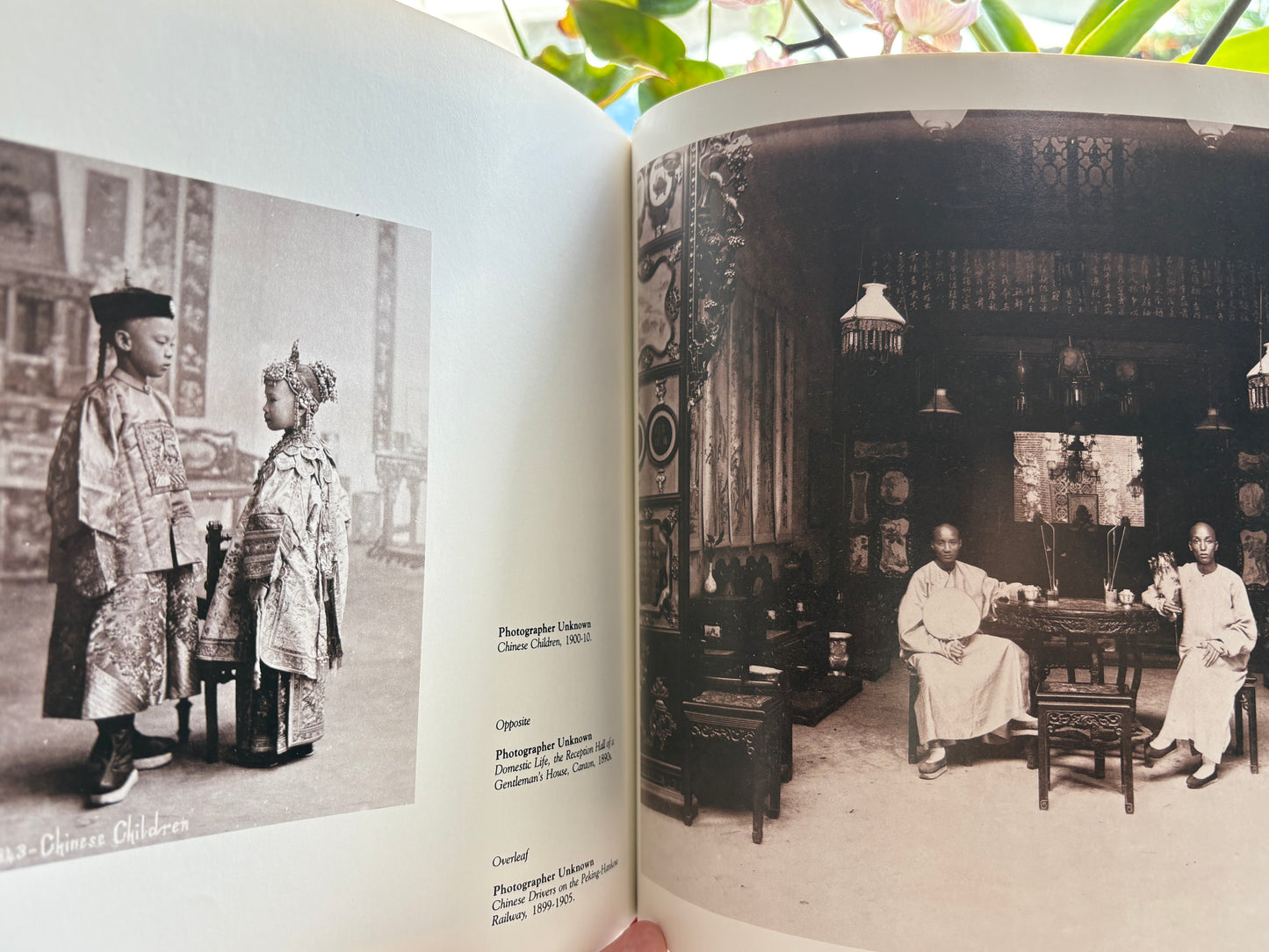 1978 Signed 1st Ed "Imperial China: Photographs 1850-1912" (Clark Worswick) w/ Rare 2008 WSJ Confucius Descendant Kung Te-cheng Full-Page Obituary 《皇帝中國：1850-1912年攝影集》1978年第一版 附主編親筆簽名、2008年《華爾街日報》孔子嫡孫訃告