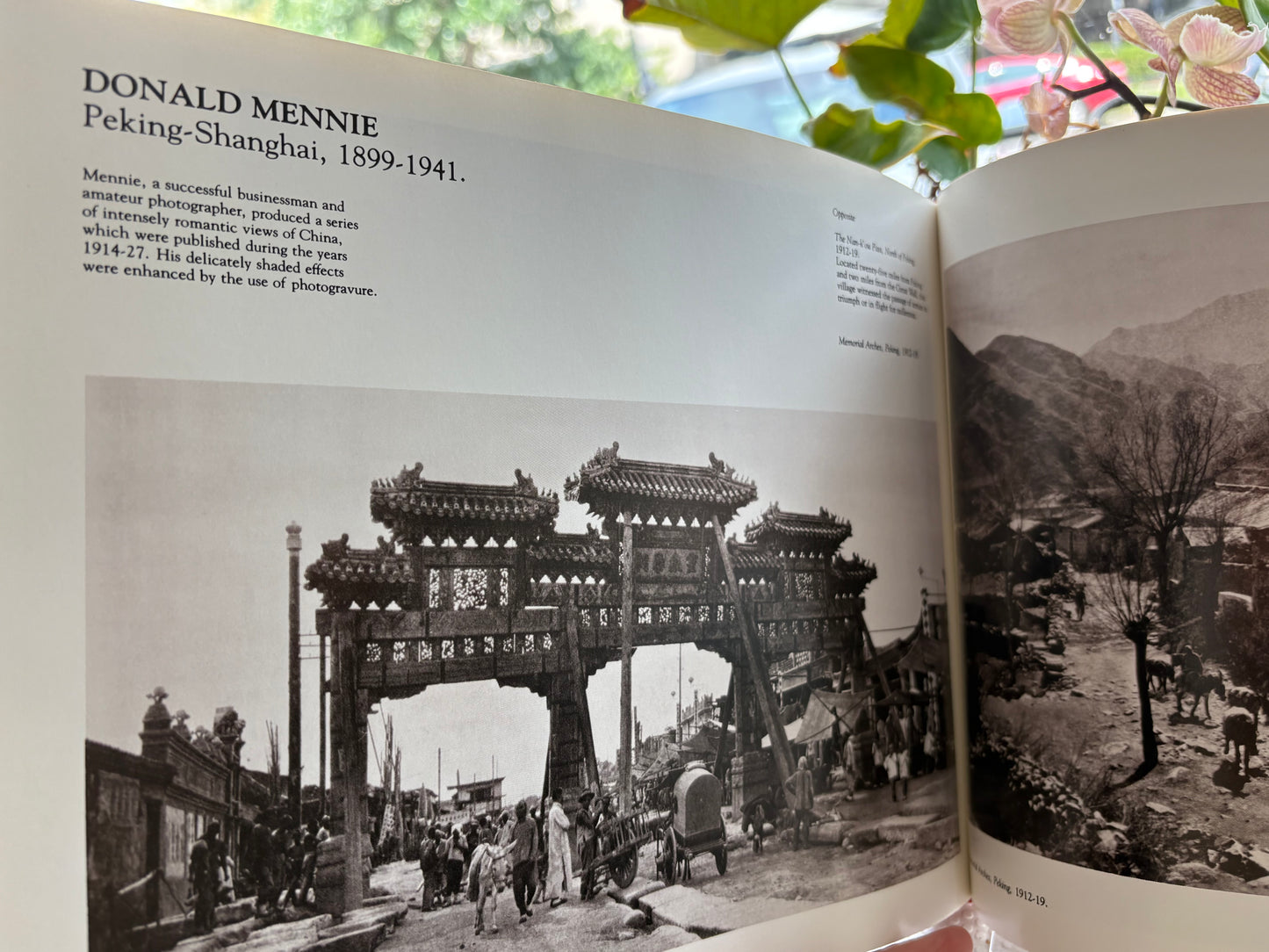 1978 Signed 1st Ed "Imperial China: Photographs 1850-1912" (Clark Worswick) w/ Rare 2008 WSJ Confucius Descendant Kung Te-cheng Full-Page Obituary 《皇帝中國：1850-1912年攝影集》1978年第一版 附主編親筆簽名、2008年《華爾街日報》孔子嫡孫訃告